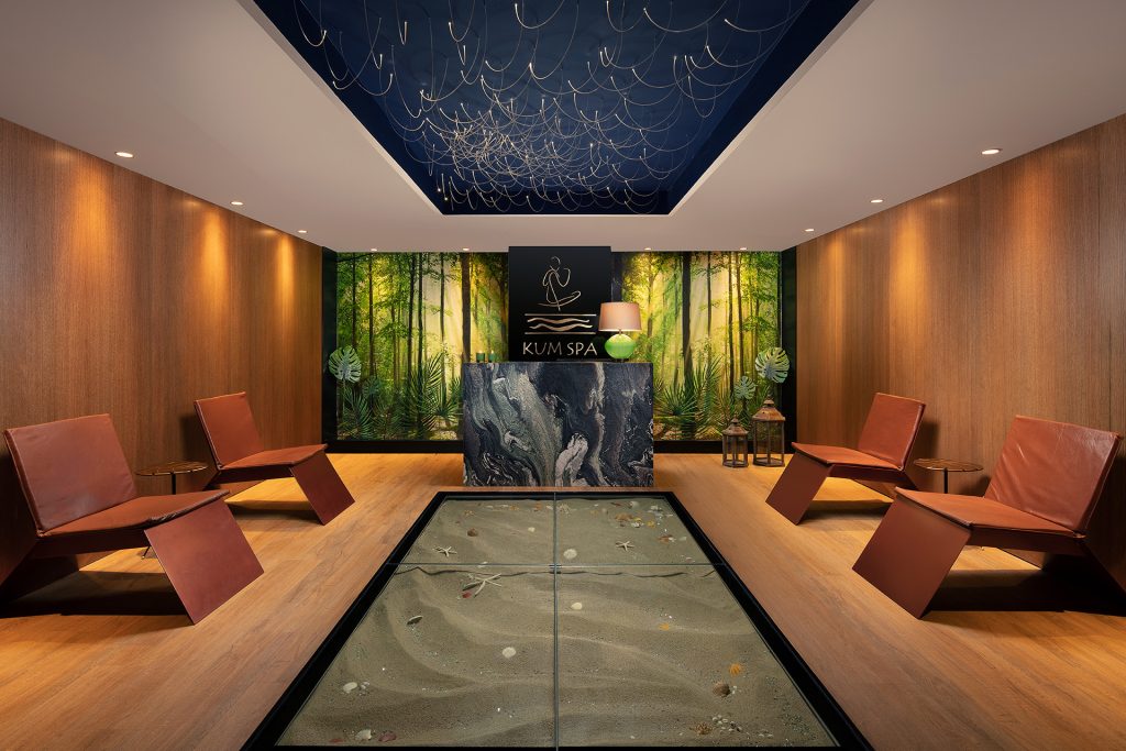 SHE_ISTSI_Spa_Reception copy